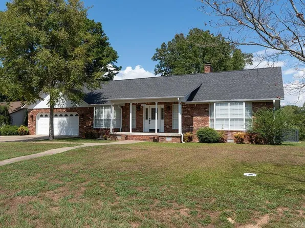 602 Edgewater Cv, Heber Springs, AR 72543