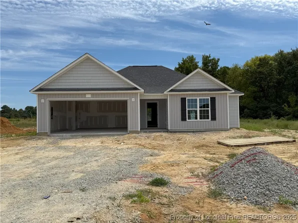 40 Boston River Dr, Dunn, NC 28334