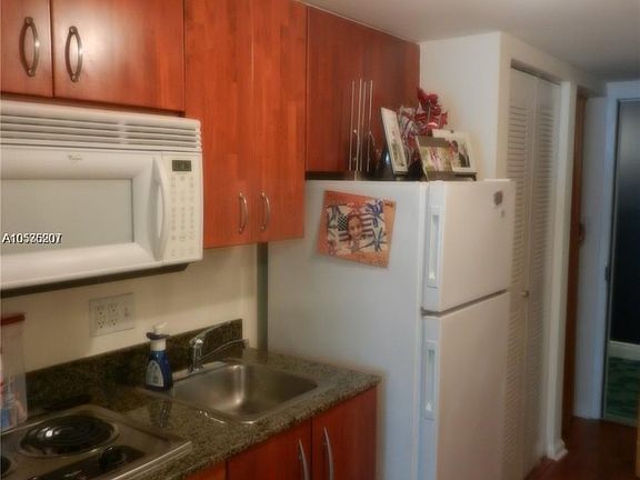 2nd image of 1200 Brickell Bay Dr APT 2410
