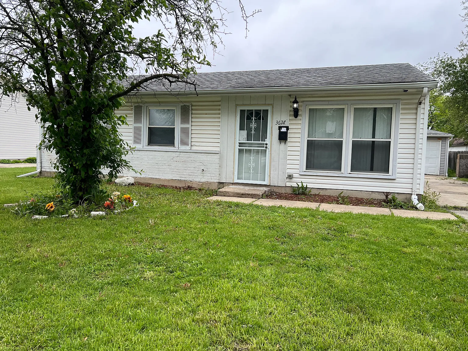 3627 Peach Grove Ln photo 1