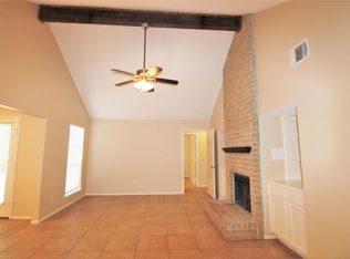 78 S Woodstock Circle Dr, Spring, TX 77381