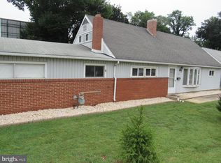 1513 Wogan Rd, York, PA 17404