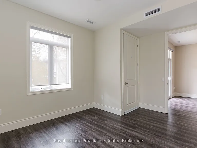 863 Abbey Ln #206 — Photo 15