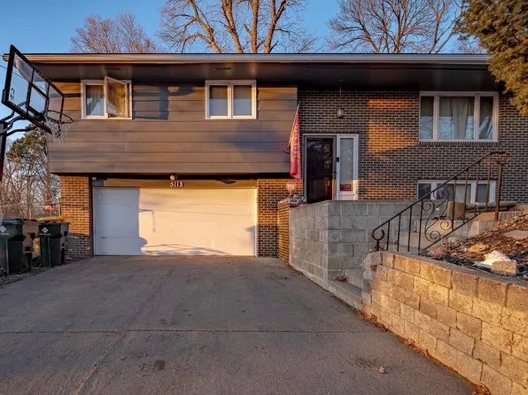 5113 Stone Ave, Sioux City, IA 51106