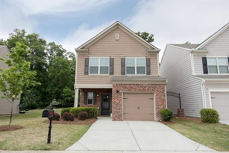 1st image of 276 Highland Pointe Cir E