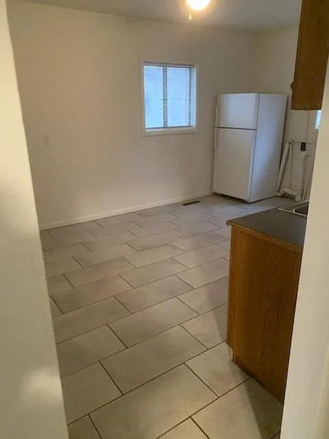 2 bed, 925 sqft, $1,760 — Photo 2