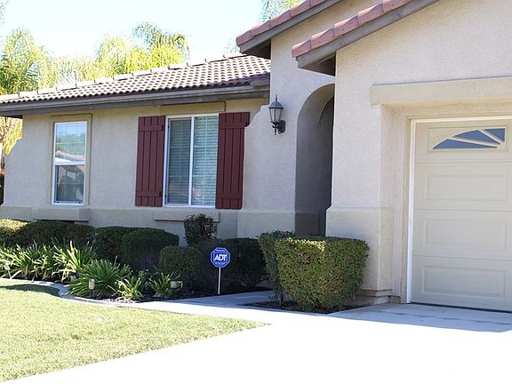 2nd image of 26818 Silver Spur Ct