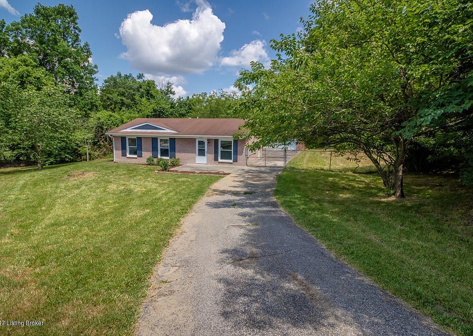 8204 Candelabrum Pl-1