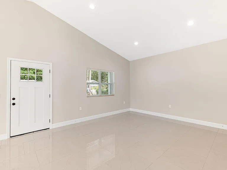 2770 Schaller Rd — Photo 8