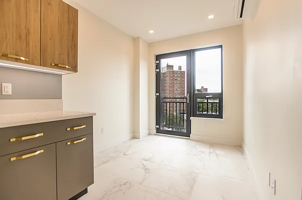 Rented by YHT Management Inc. | media 27