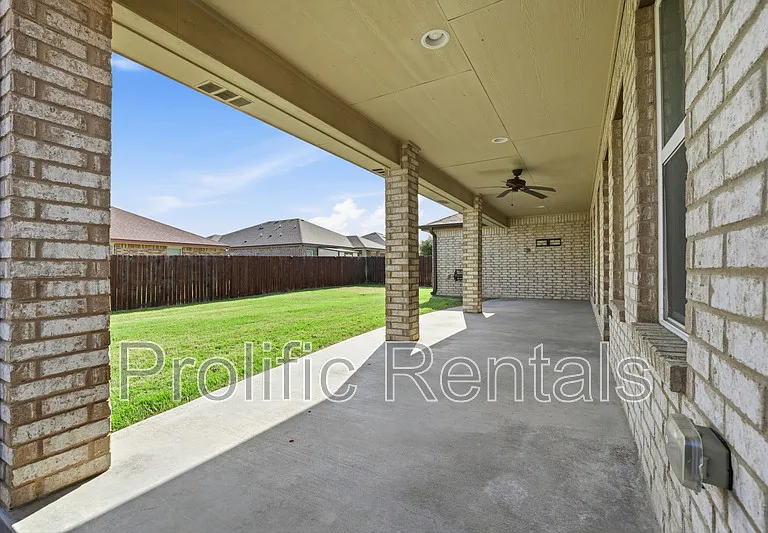 6101 Cordillera Dr — Photo 29