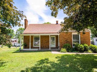 320 Carola St, Creve Coeur, IL