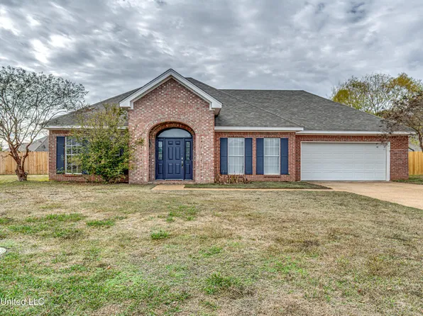 327 Cherry Bark Dr, Brandon, MS 39047