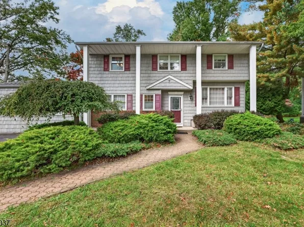 7 Maxal St, Green Brook Twp., NJ 08812