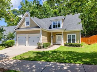 569 Edgewood Dr, Athens, GA 30606