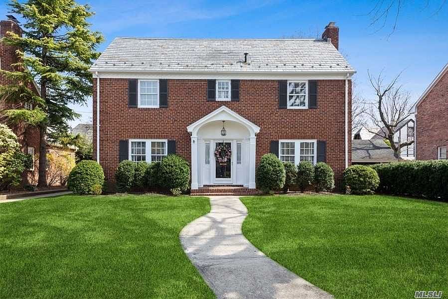 173 Brixton Rd Garden City Ny 11530 Zillow