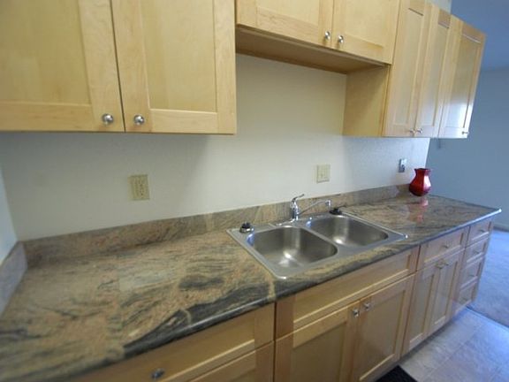 4th image of 3600 Pennsylvania Ave APT 22