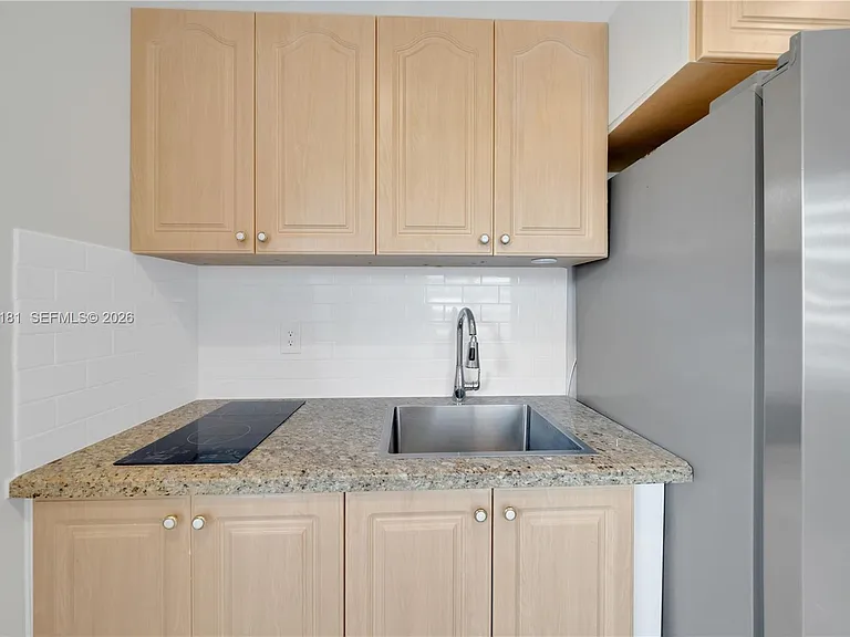 7555 SW 28th Street Rd #A — Photo 2