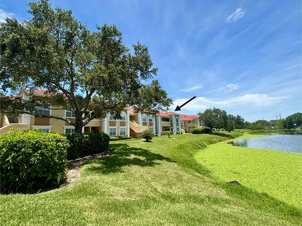 1020 Villagio Cir Unit 205, Sarasota, FL 34237