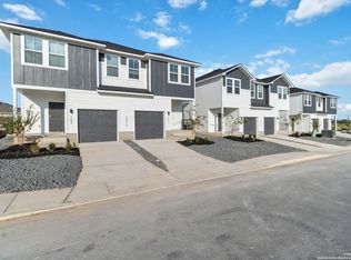 3933 Abbott Pass, San Antonio, TX 78152