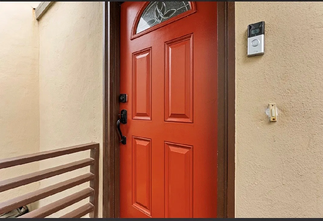 5 bed, 2140 sqft, $7,200 — Photo 4
