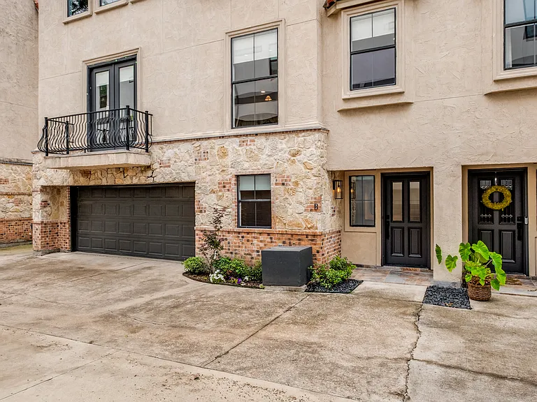 5804 Hudson St #B — Photo 19