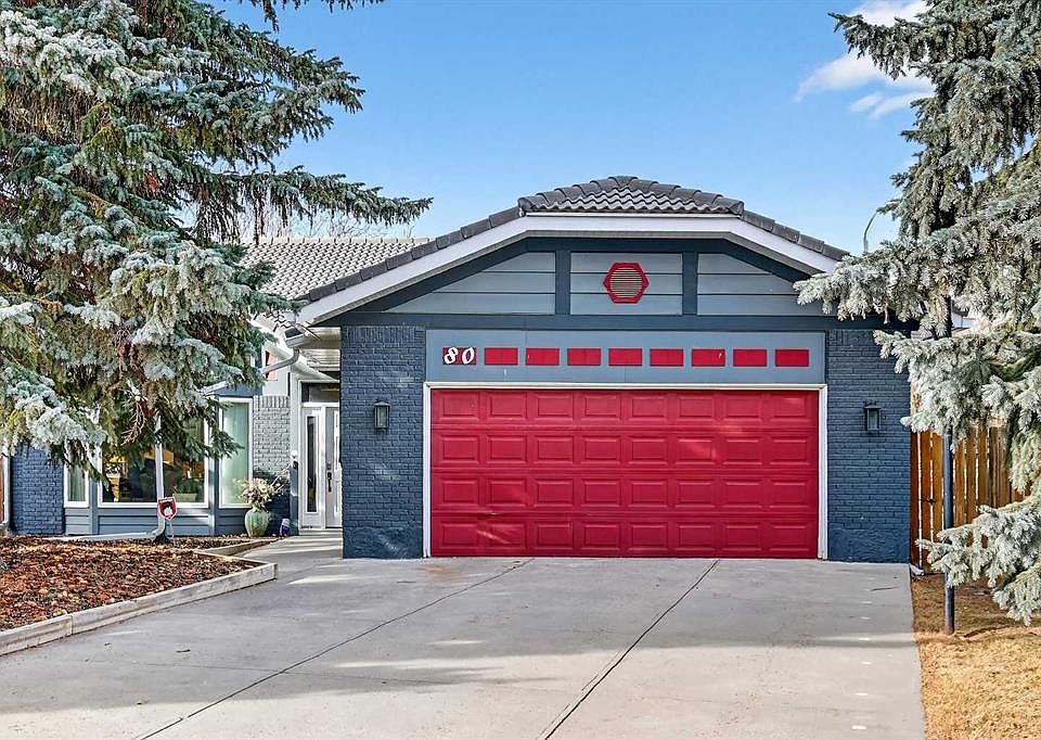 1st image of 80 SE Oakmount Way SW