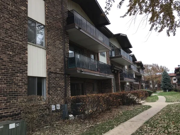 5241 James Ln APT 1114, Crestwood, IL 60445