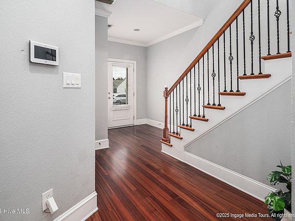 4th image of 2316 Dovedale Drive #A