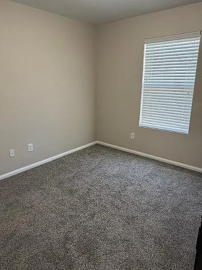 6110 Griffith Loop — Photo 10