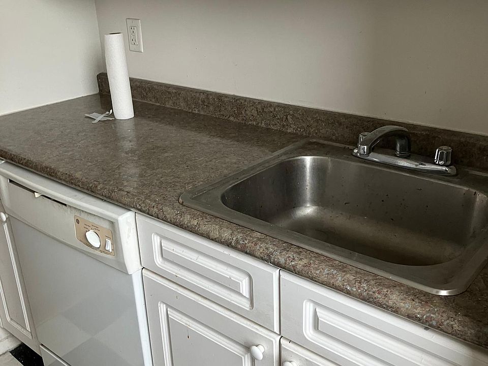 2nd image of 0 Monroe Blvd #5D