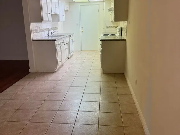 045 - Jackson Apartments, 303 N Jackson St APT 211, Glendale, CA 91206