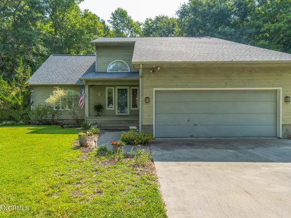 4807 Creekside Drive, New Bern, NC 28562
