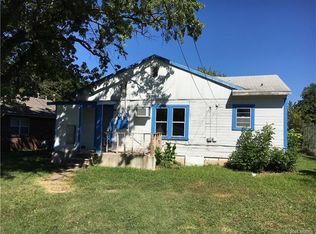 212 1/2 E 6th St, Dewey, OK 74029