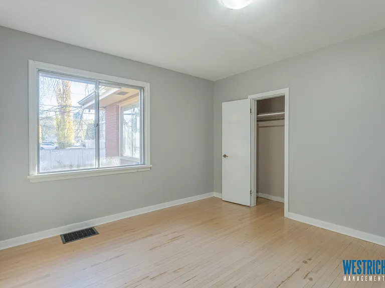 8715 117th St NW — Photo 9