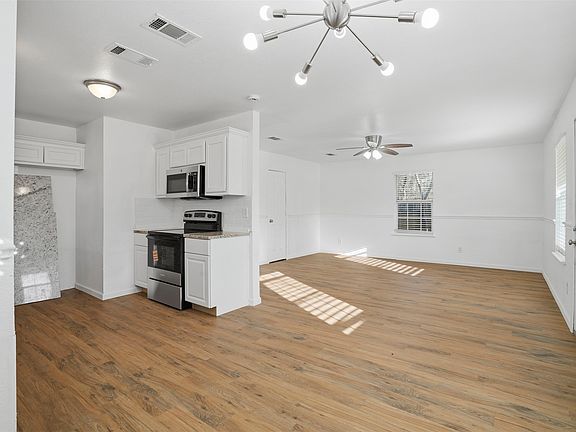 3rd image of 510 S 1st St