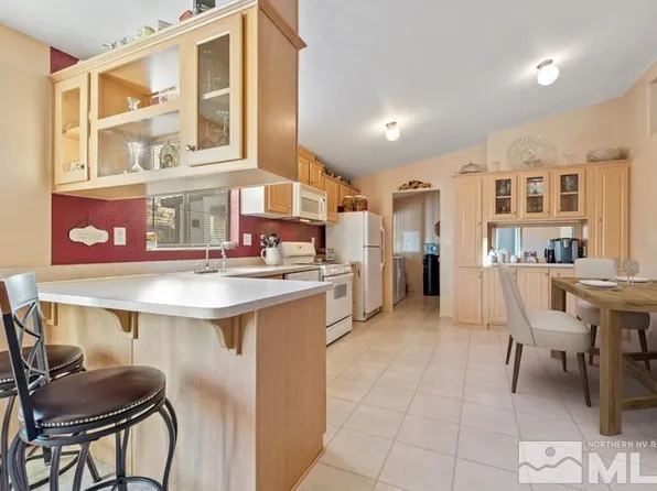1592 Newport Ln, Reno, NV 89506