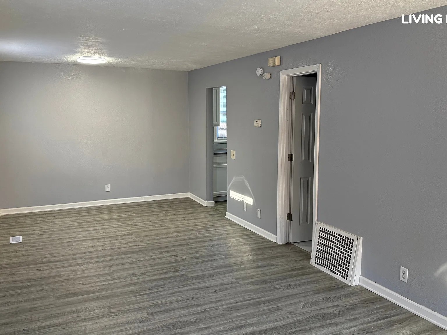 2 bed, 1121 sqft, $1,500 — Photo 4