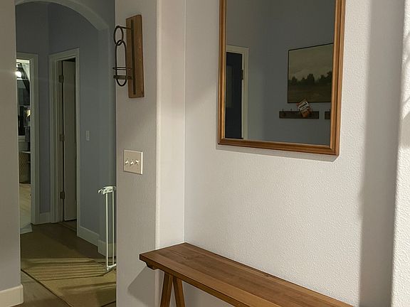 Entry way
