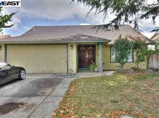 31348 Santa Maria Dr, Union City, CA