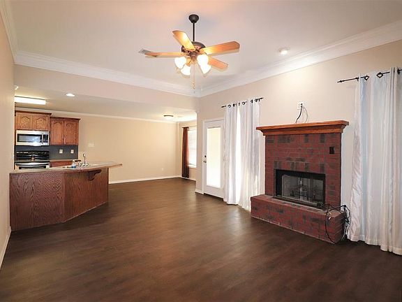 4th image of 101 Dunleith Dr
