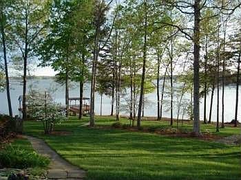 2nd image of 168 Sunrise Cir