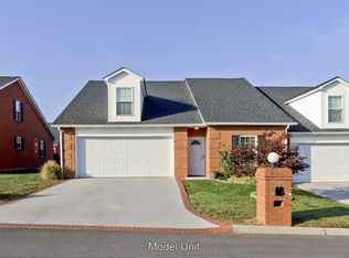 250 Battlecreek Way, Lenoir City, TN 37772