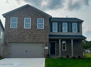 1674 Hickory Meadows Dr, Knoxville, TN 37932