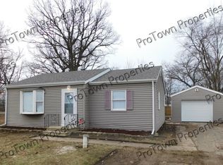 605 Blackhawk St, Joliet, IL 60432