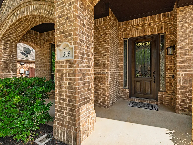 305 Dorset Ct — Photo 27
