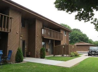 3215 W Meadows Ct APT A, Sheboygan, WI 53081