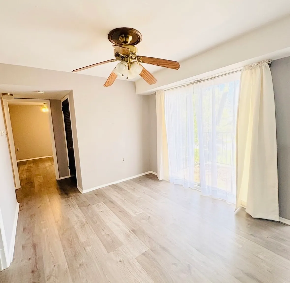 123 Clubhouse Dr SW — Photo 4