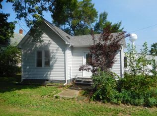148 W Wing St, Bement, IL 61813