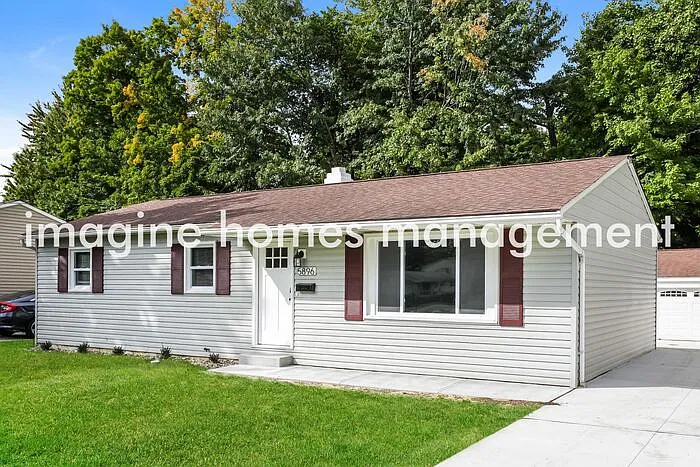 3 bed, 1.0 bath, 1080 sqft, $1,850 — Photo 2